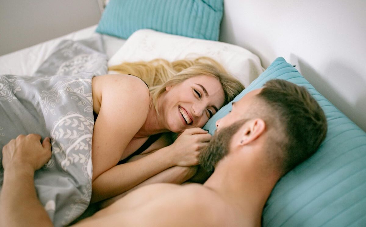 Sexstellungen, die sie wirklich liebt – So bringst du deine Partnerin garantiert zum Höhepunkt